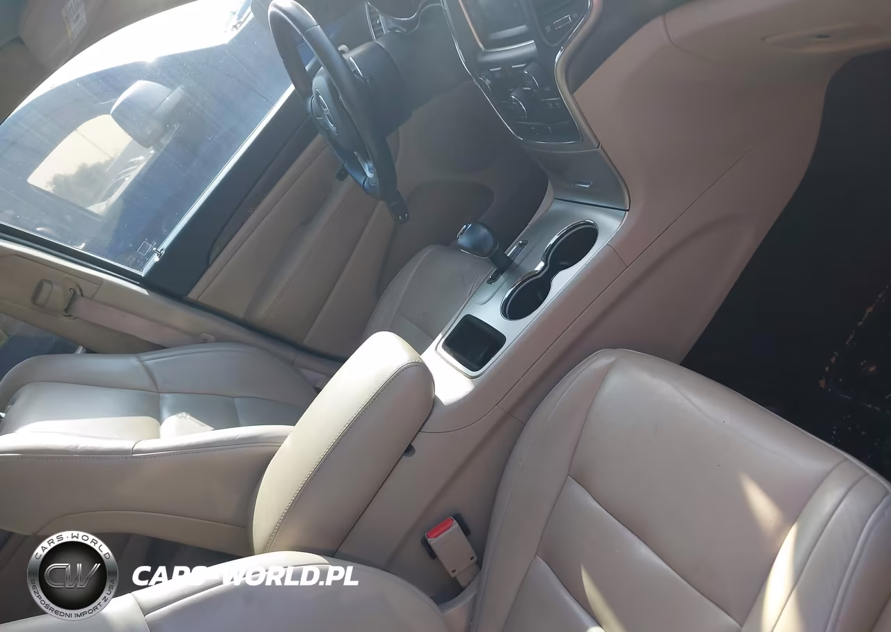 2014 Jeep Grand Cherokee Laredo VIN:1C4RJEAG7EC213532 - 5