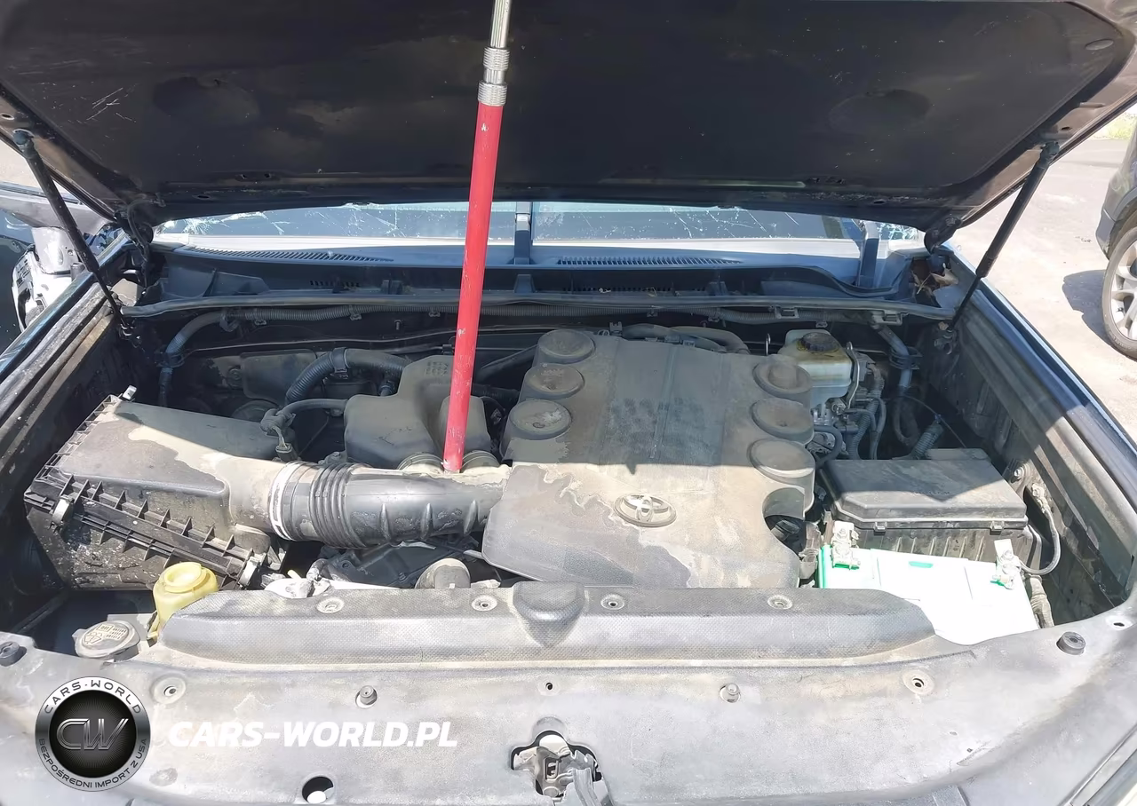 2010 Toyota 4Runner Limited V6 VIN:JTEZU5JR4A5008382 - 10