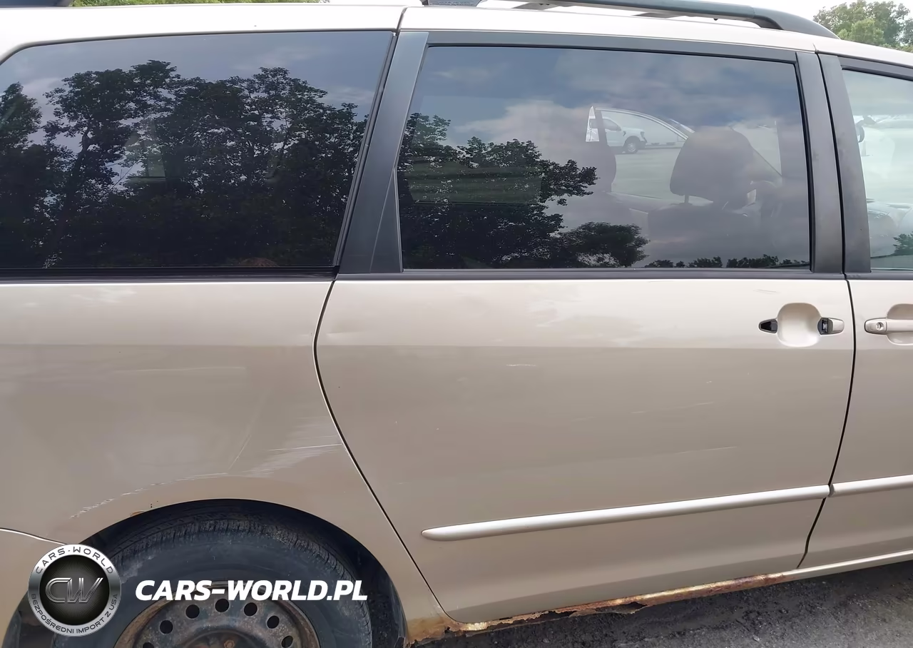 2005 Toyota Sienna Xle VIN:5TDZA22C95S385070 - 12