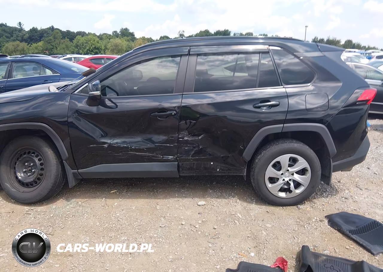 2020 Toyota Rav4 Le VIN:2T3G1RFV5LW138149 - 14