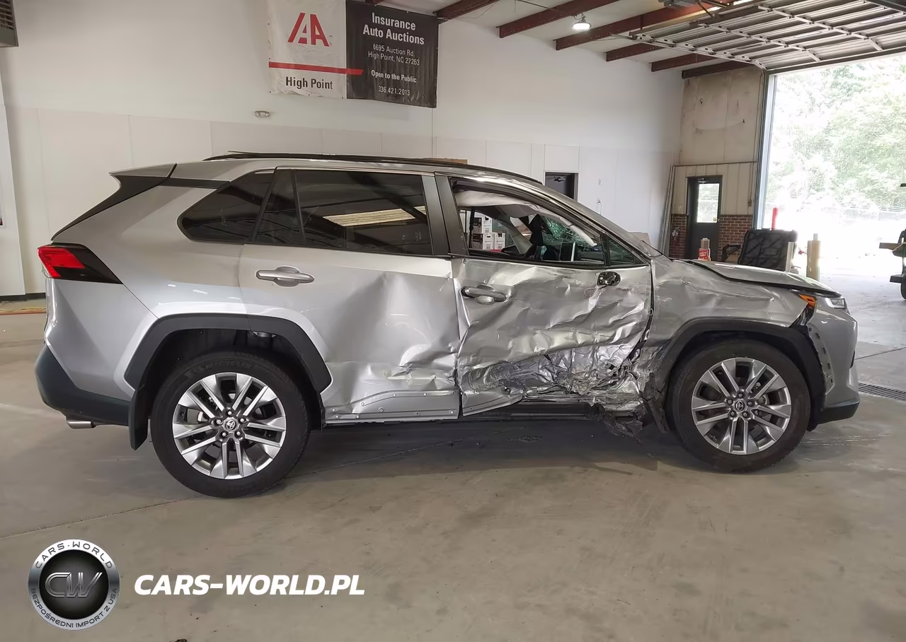2024 Toyota Rav4 Xle Premium VIN:2T3A1RFV3RW438769 - 13
