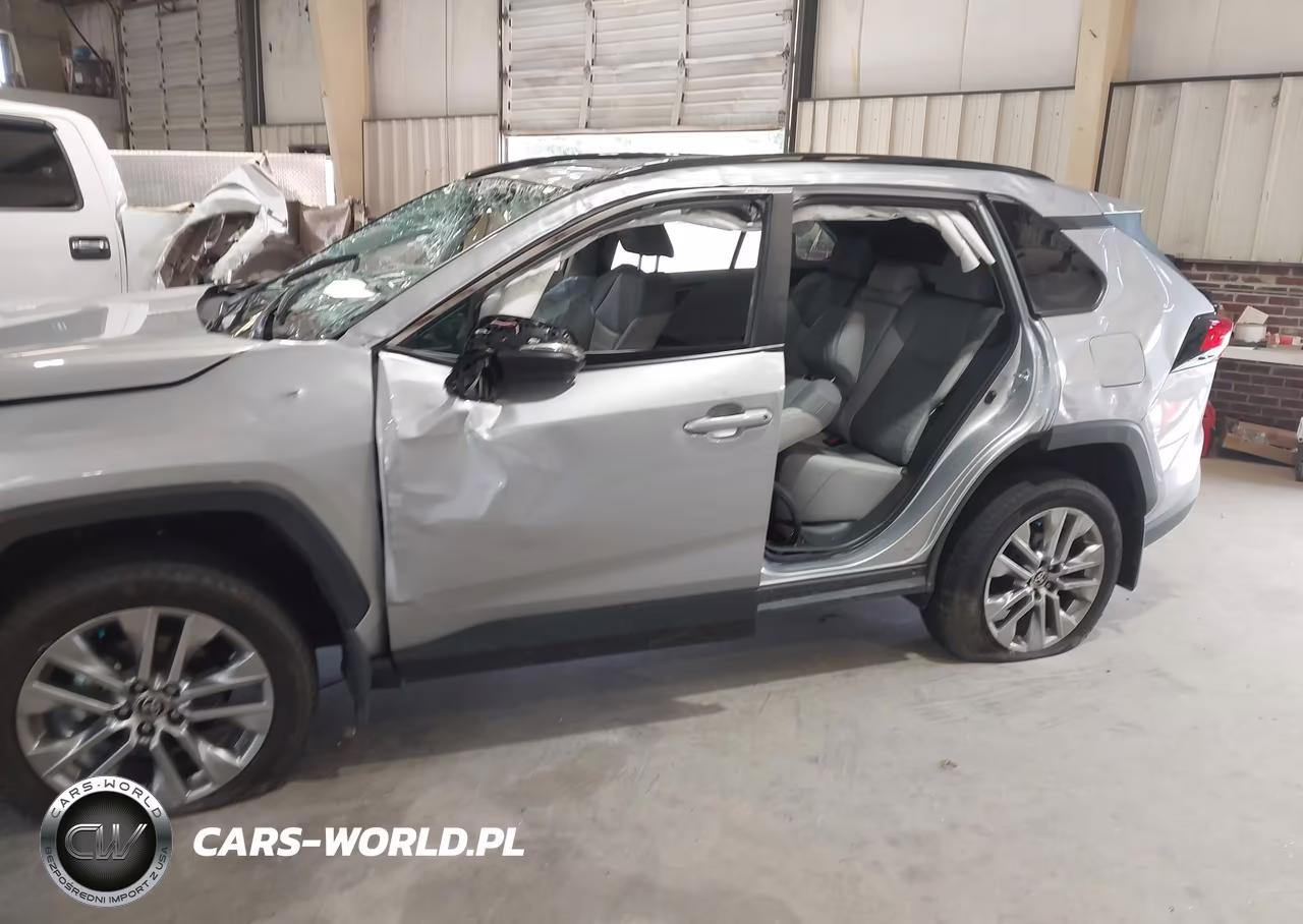 2024 Toyota Rav4 Xle Premium VIN:2T3A1RFV3RW438769 - 17