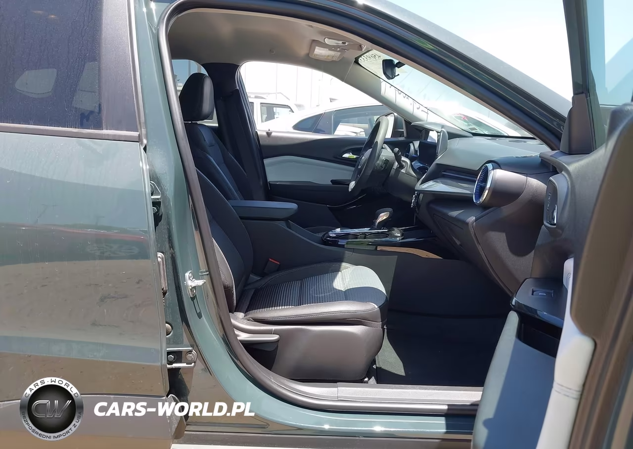 2025 Chevrolet Trax Fwd Lt VIN:KL77LHEP6SC221434 - 5