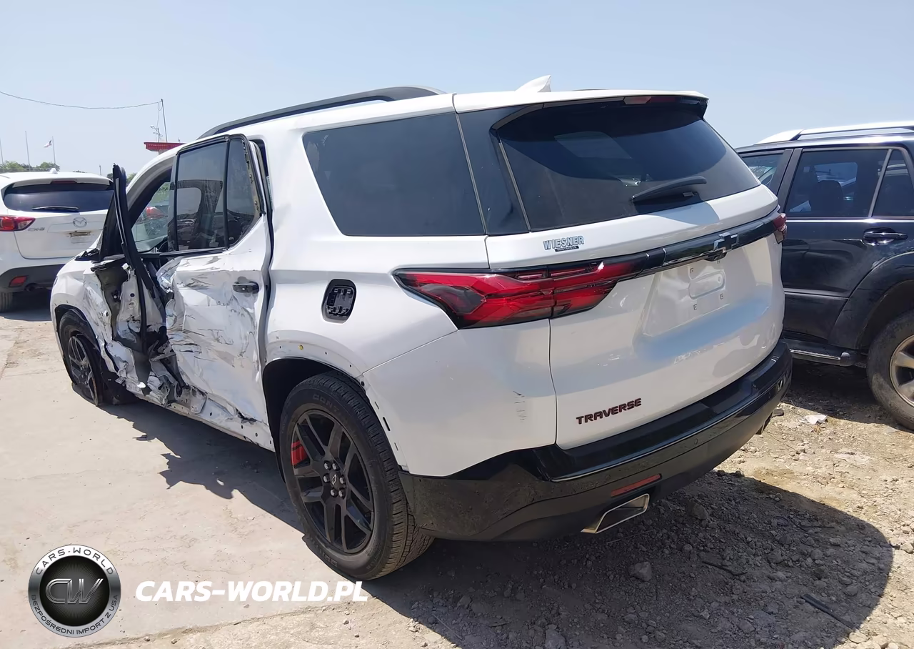2023 Chevrolet Traverse Awd Premier VIN:1GNEVKKW4PJ295099 - 3