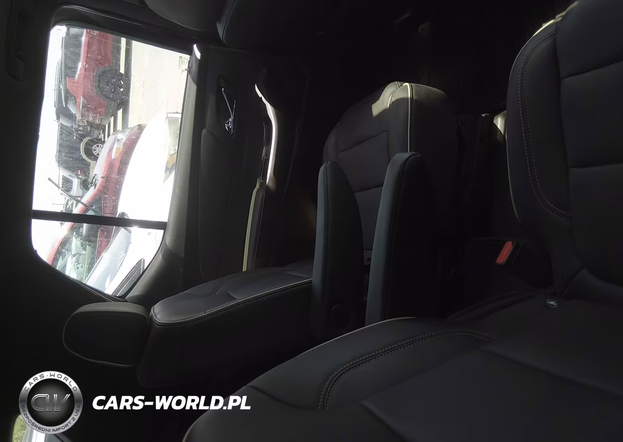 2023 Chevrolet Traverse Awd Premier VIN:1GNEVKKW4PJ295099 - 8