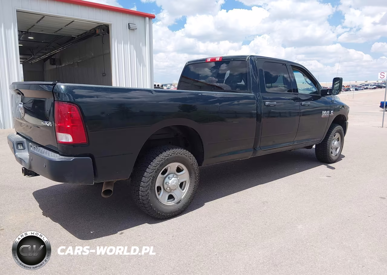 2017 Ram 3500 Tradesman 4X4 8' Box VIN:3C63R3GL4HG718993 - 4