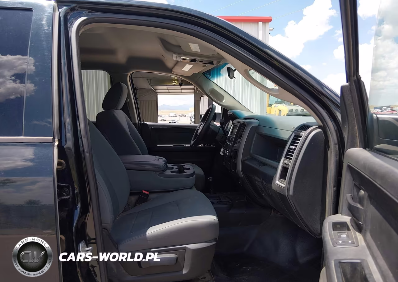 2017 Ram 3500 Tradesman 4X4 8' Box VIN:3C63R3GL4HG718993 - 5