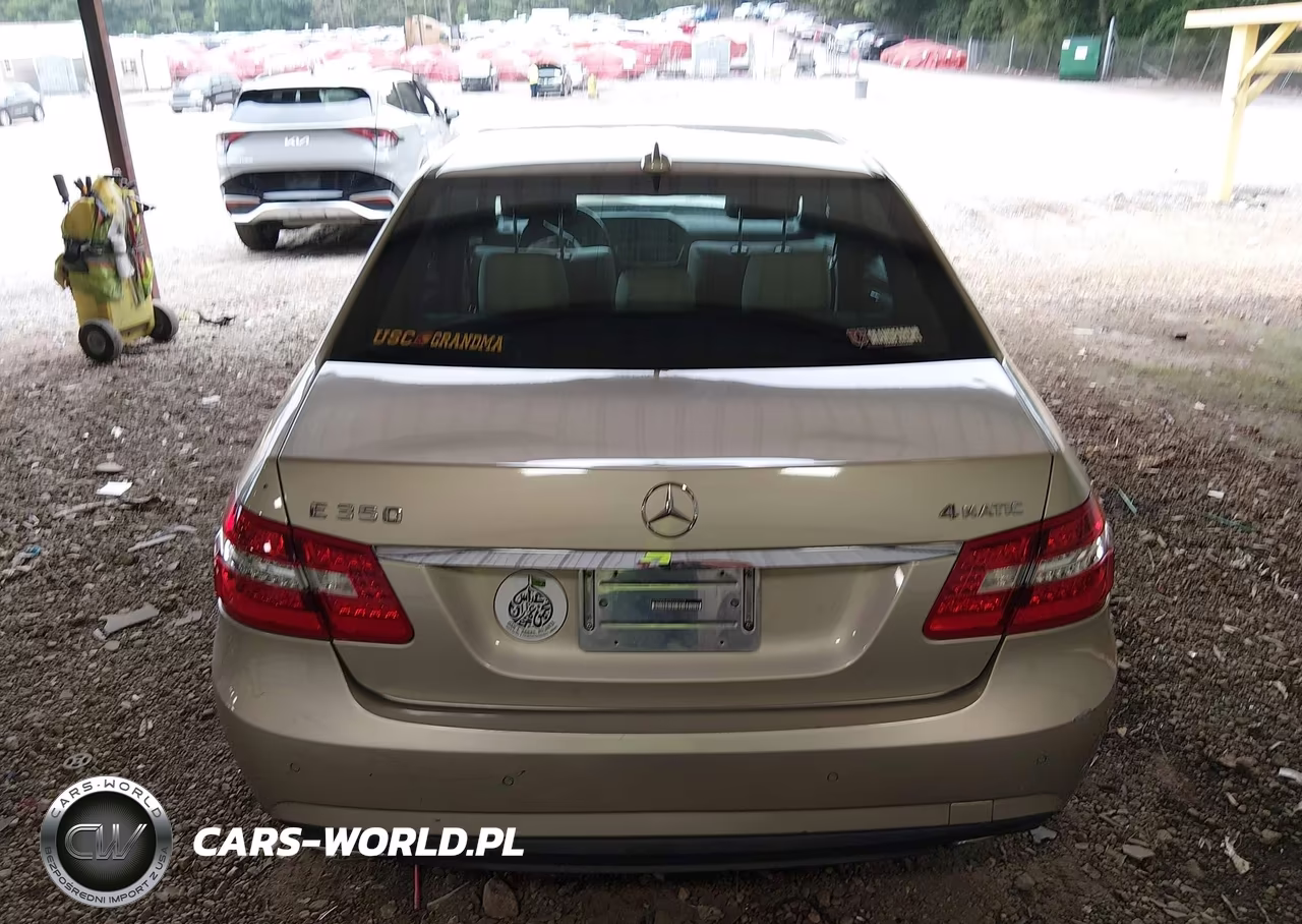 2011 Mercedes-Benz E 350 4Matic VIN:WDDHF8HBXBA483554 - 16