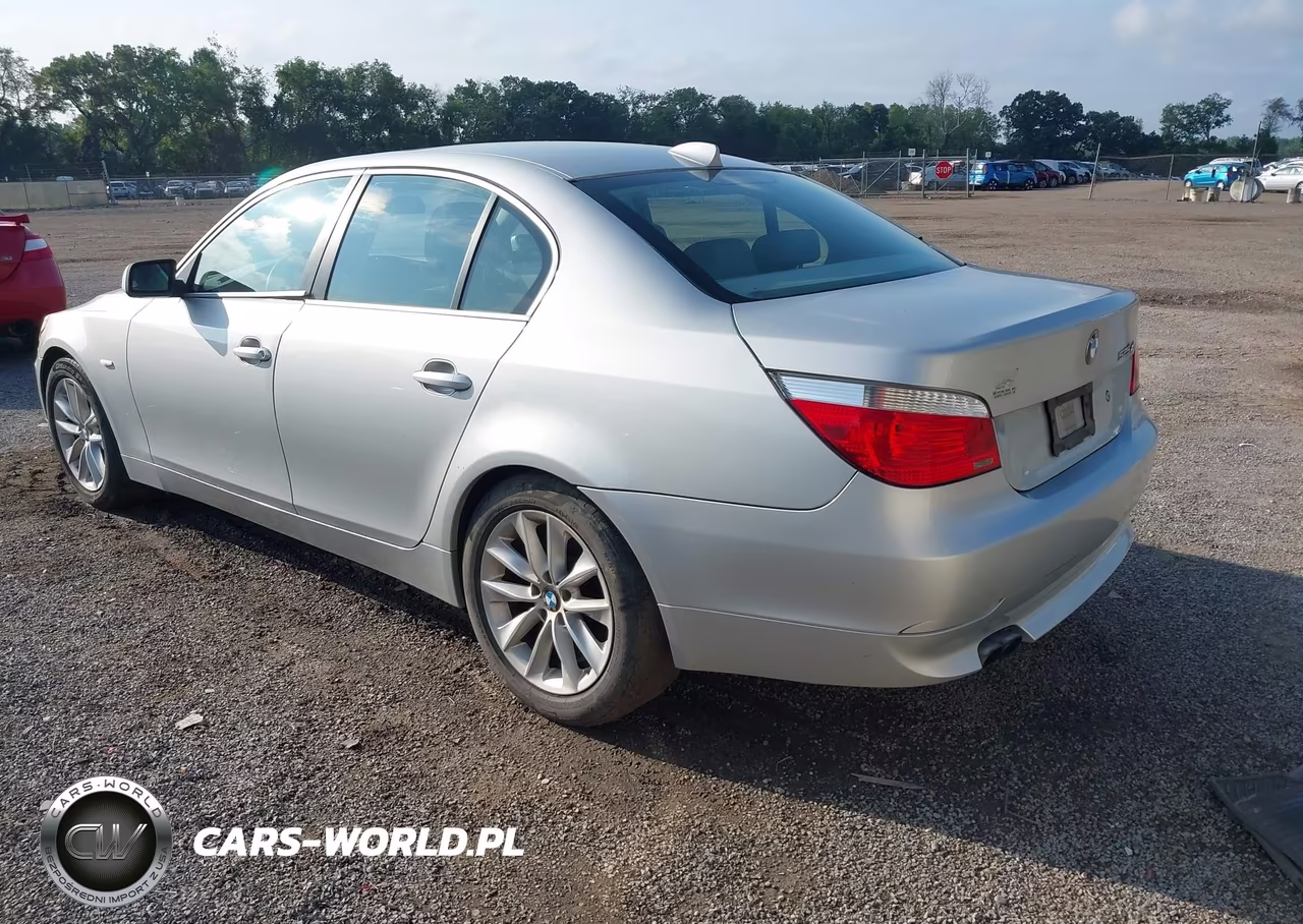 2006 BMW 525Xi VIN:WBANF33506CS36617 - 3