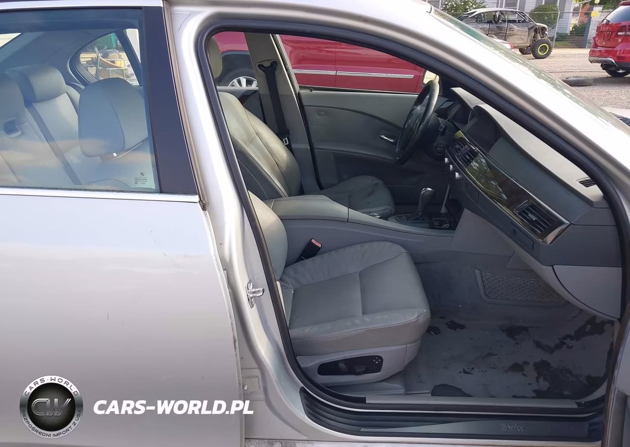 2006 BMW 525Xi VIN:WBANF33506CS36617 - 5