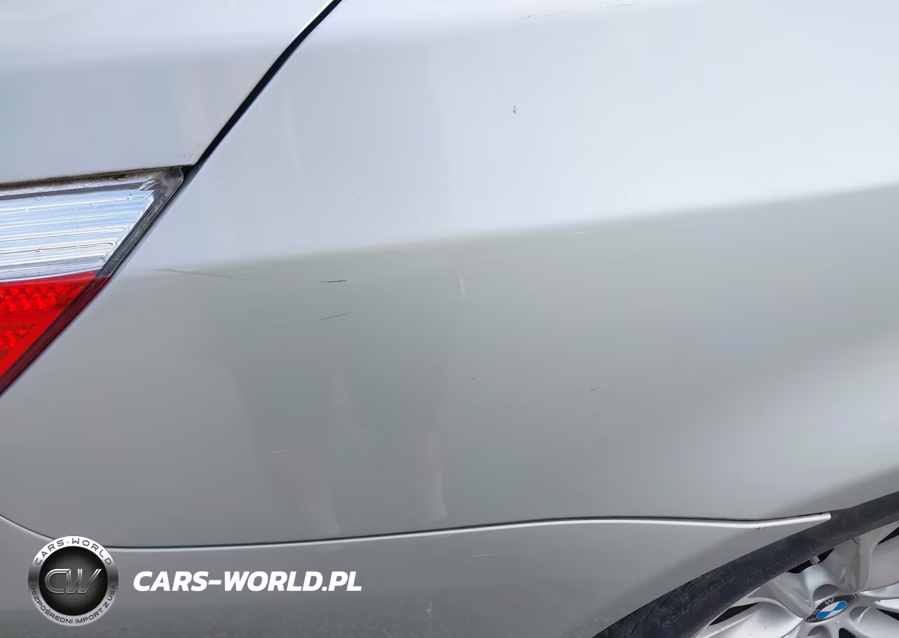 2006 BMW 525Xi VIN:WBANF33506CS36617 - 6