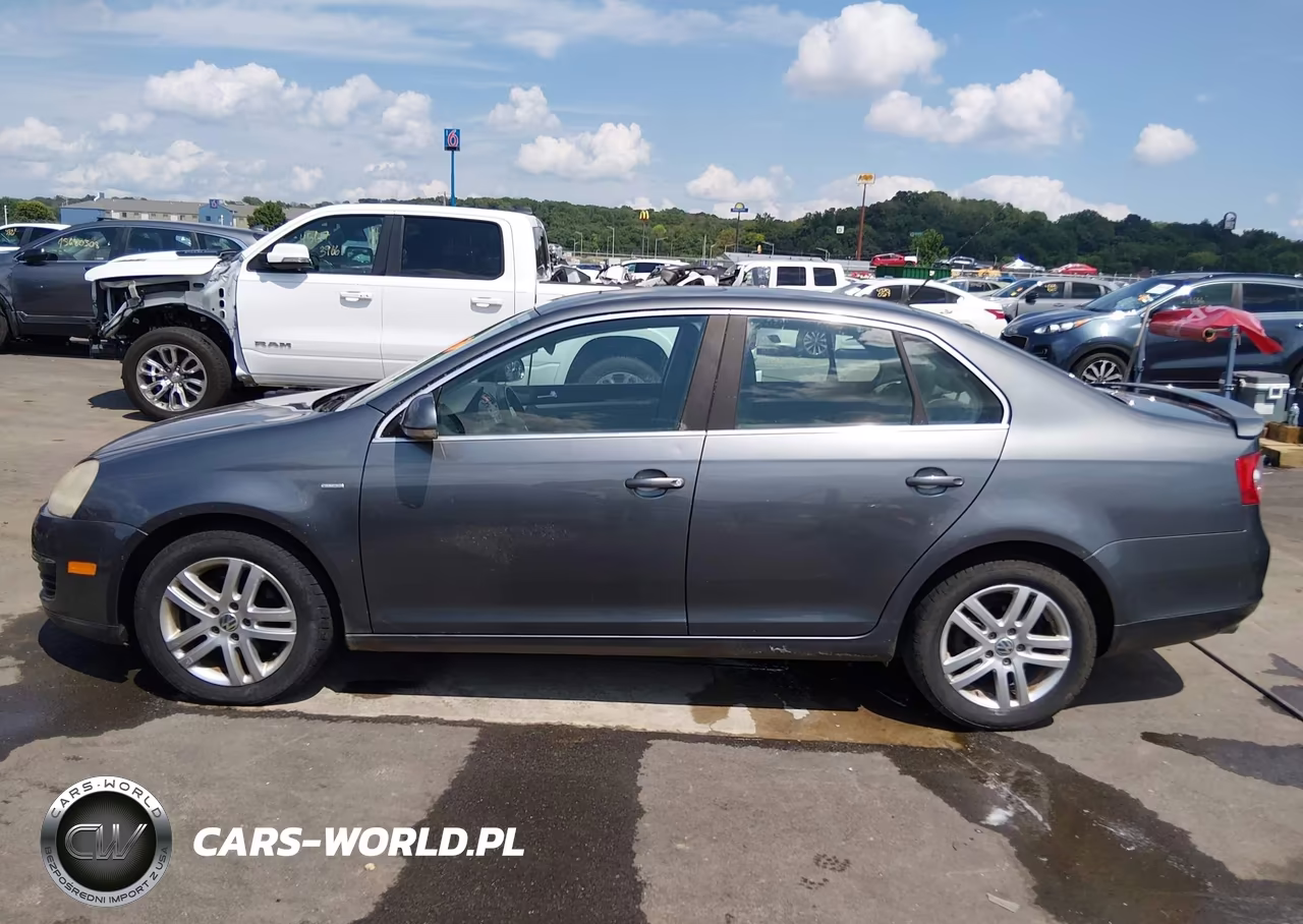 2007 Volkswagen Jetta Wolfsburg Edition VIN:3VWEG71K77M078838 - 14