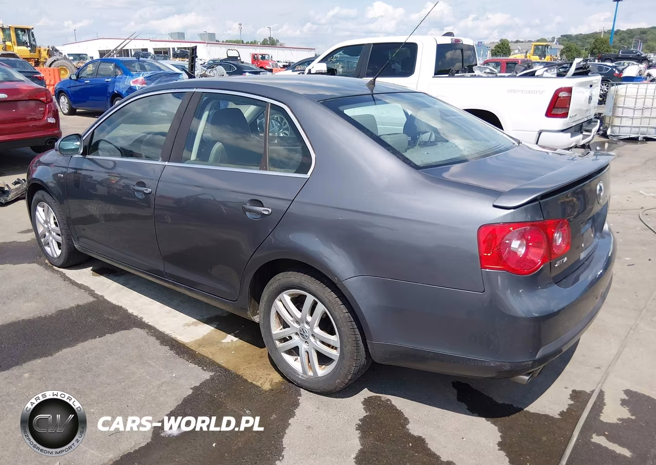 2007 Volkswagen Jetta Wolfsburg Edition VIN:3VWEG71K77M078838 - 3