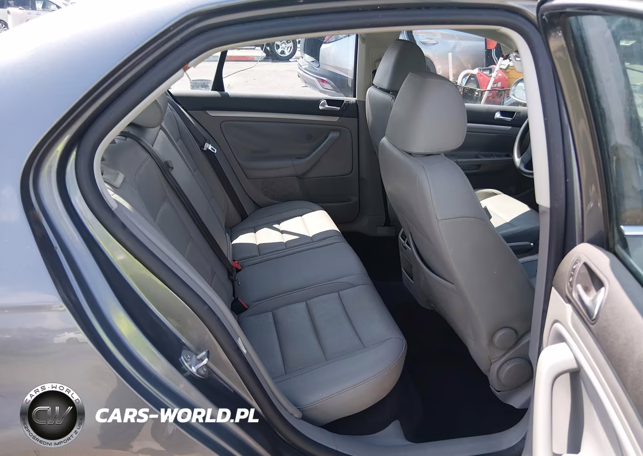 2007 Volkswagen Jetta Wolfsburg Edition VIN:3VWEG71K77M078838 - 8