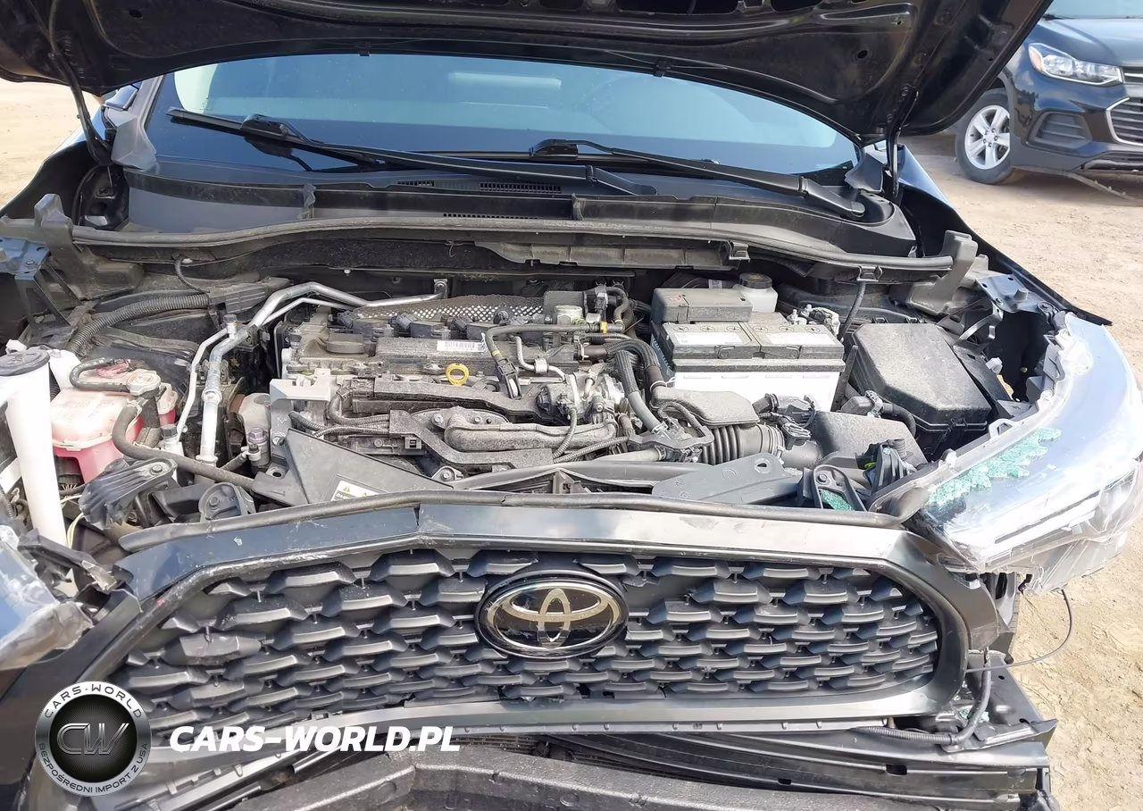 2022 Toyota Corolla Cross Le VIN:7MUCAABG1NV018088 - 10