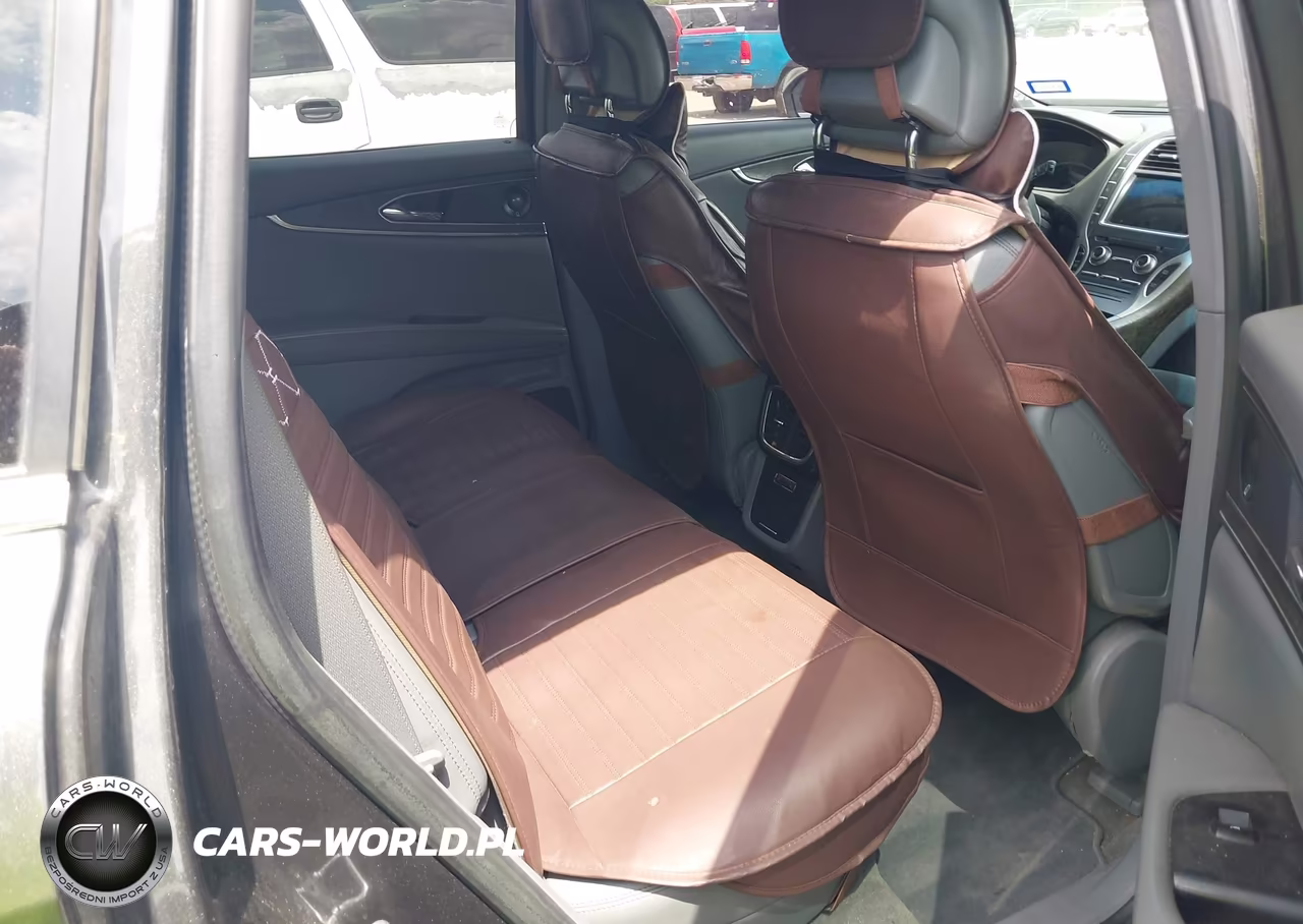2019 Lincoln Nautilus Reserve VIN:2LMPJ8L92KBL10284 - 8