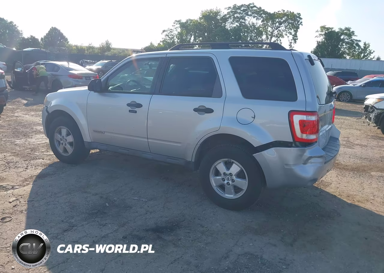 2008 Ford Escape Xlt VIN:1FMCU03Z08KE65868 - 3