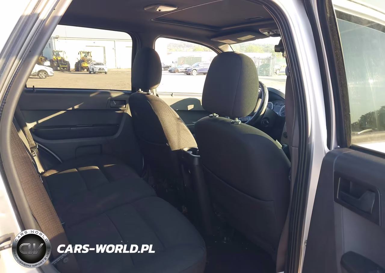 2008 Ford Escape Xlt VIN:1FMCU03Z08KE65868 - 8
