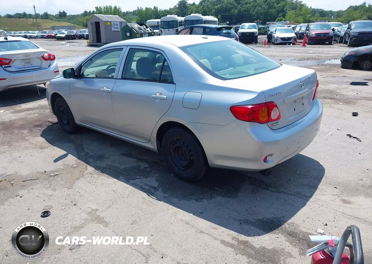 2010 Toyota Corolla Le VIN:JTDBU4EE8AJ081477 - 3