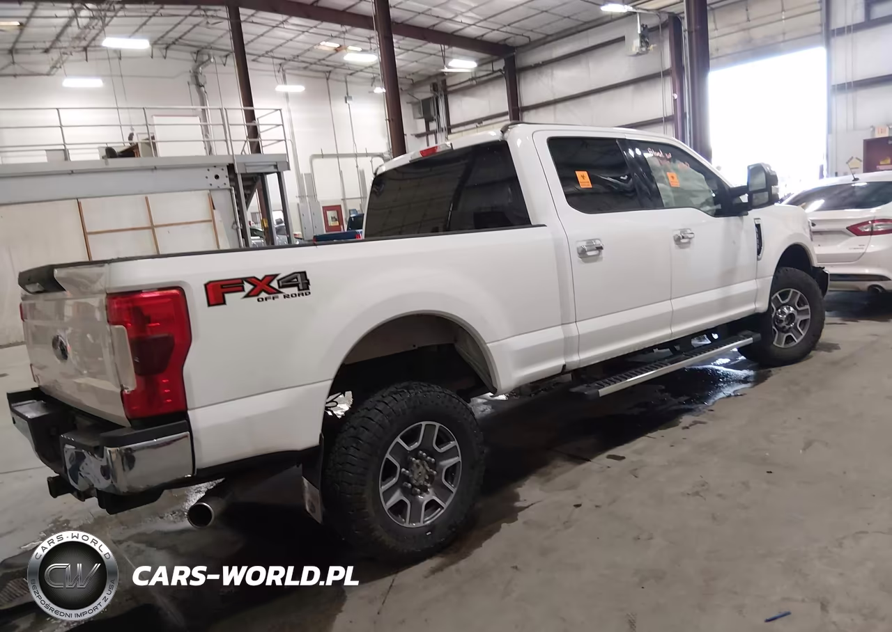 2019 Ford F-250 Xlt VIN:1FT7W2B69KEC79321 - 4