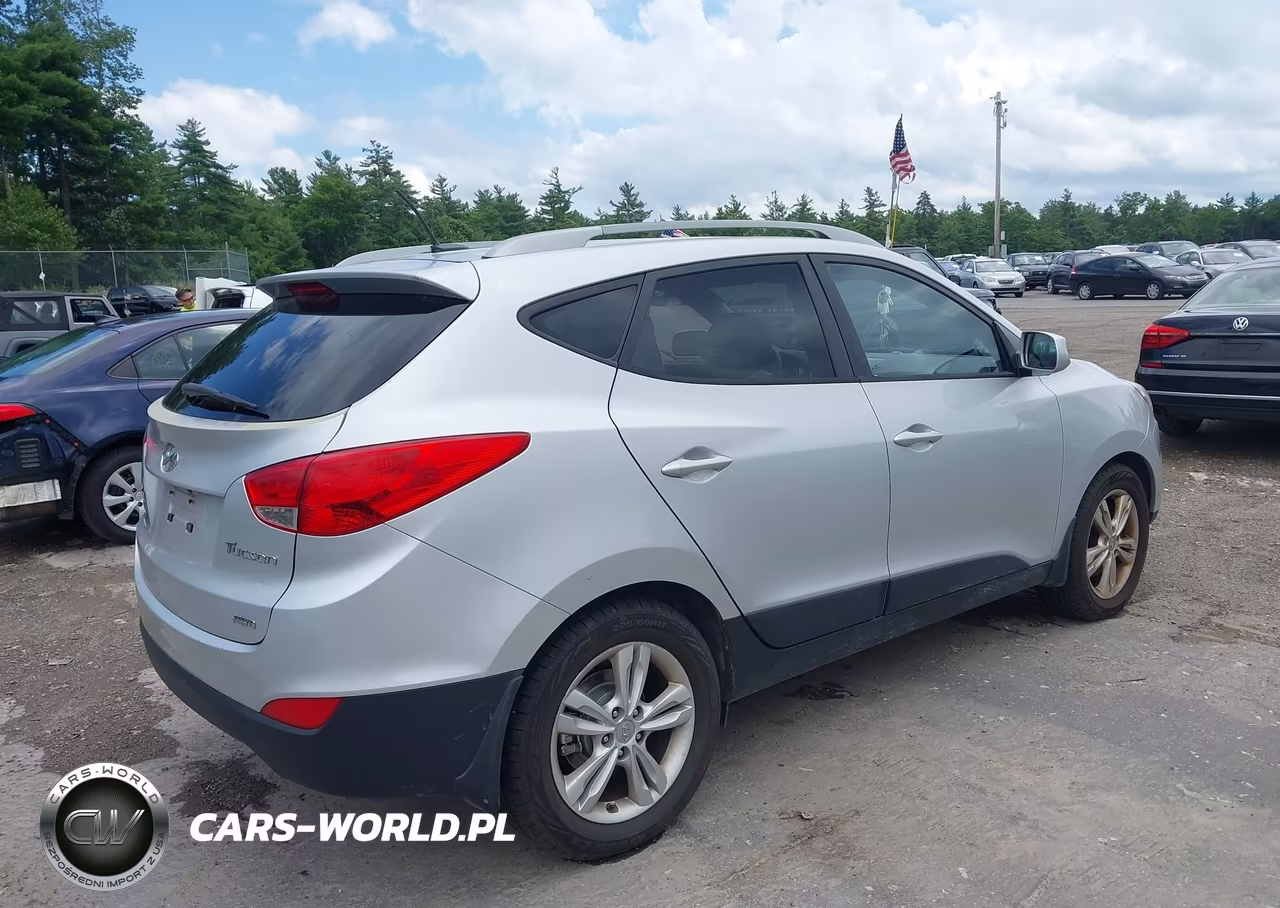 2011 Hyundai Tucson Gls VIN:KM8JUCAC4BU190704 - 4