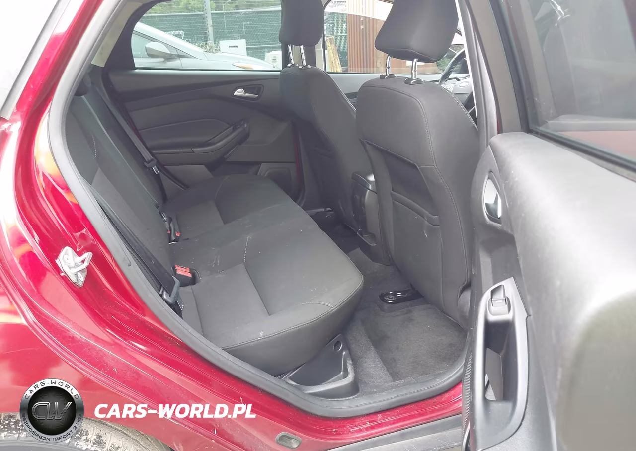 2016 Ford Focus Se VIN:1FADP3F22GL227230 - 8