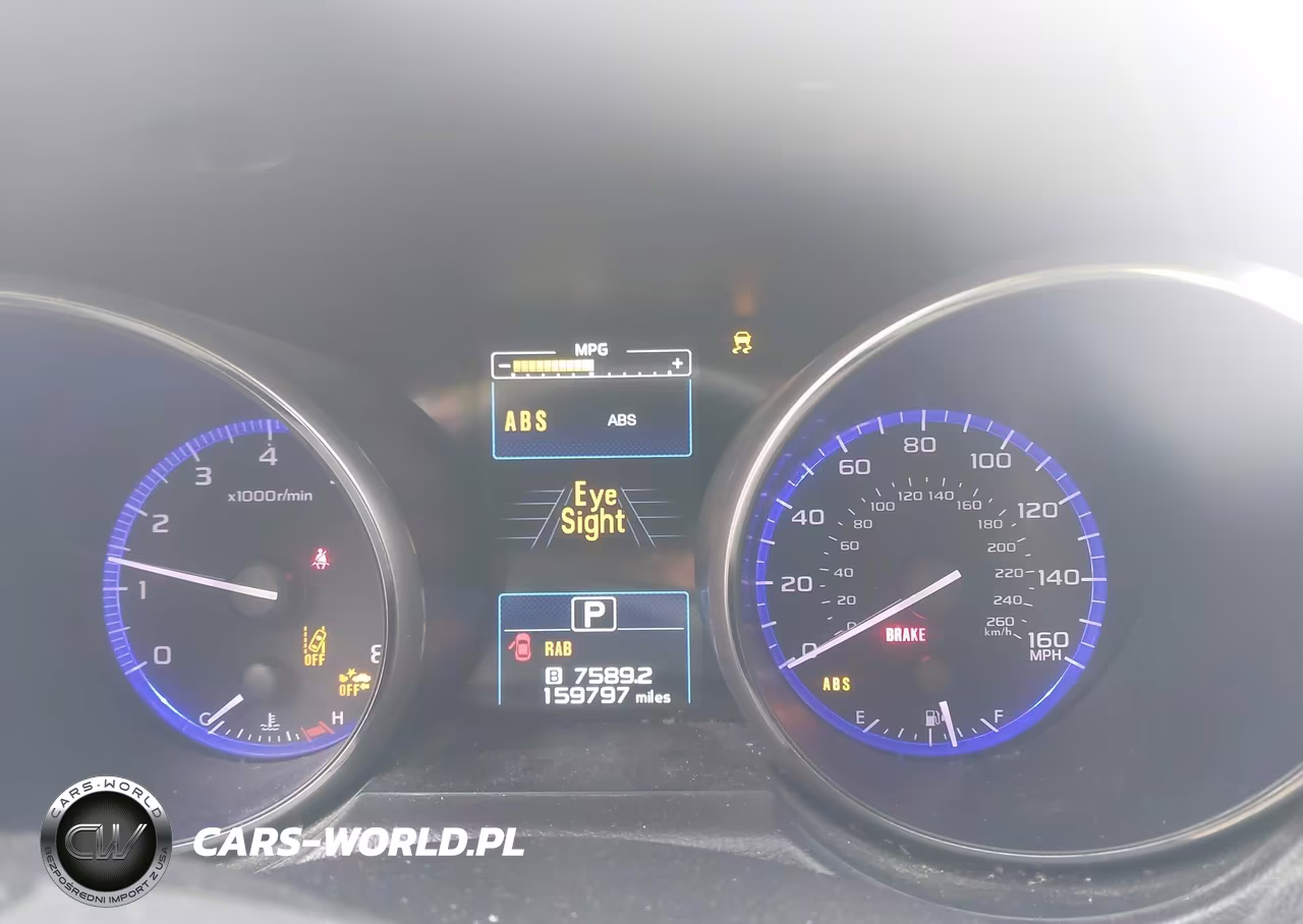 2017 Subaru Outback 3.6R Limited VIN:4S4BSENC9H3390881 - 7
