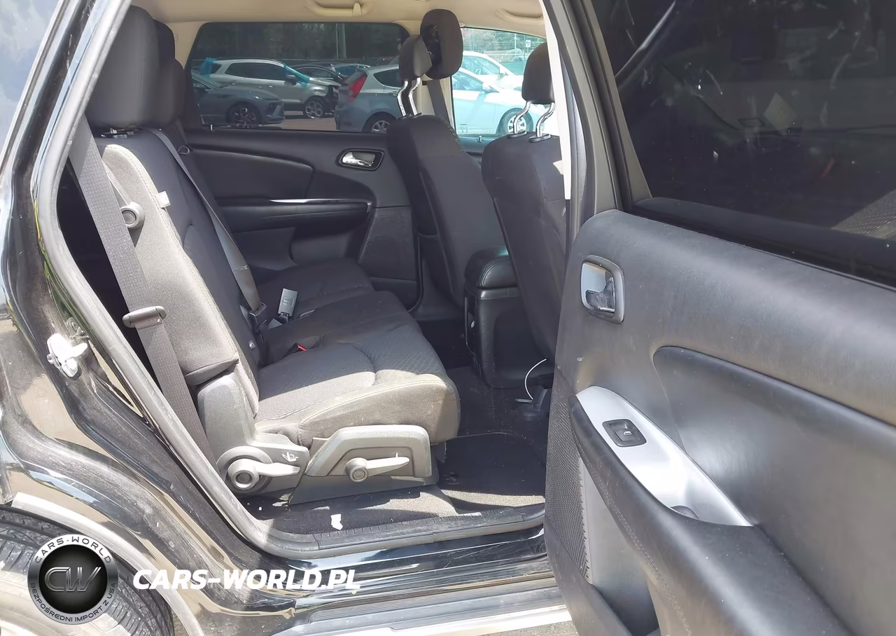2017 Dodge Journey Crossroad VIN:3C4PDCGG3HT548340 - 8