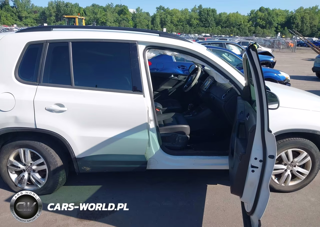 2017 Volkswagen Tiguan 2.0T-2.0T S VIN:WVGBV7AX4HK031942 - 5