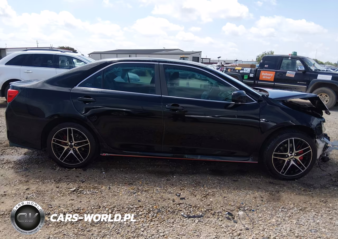 2013 Toyota Camry Se VIN:4T1BF1FK2DU689118 - 13