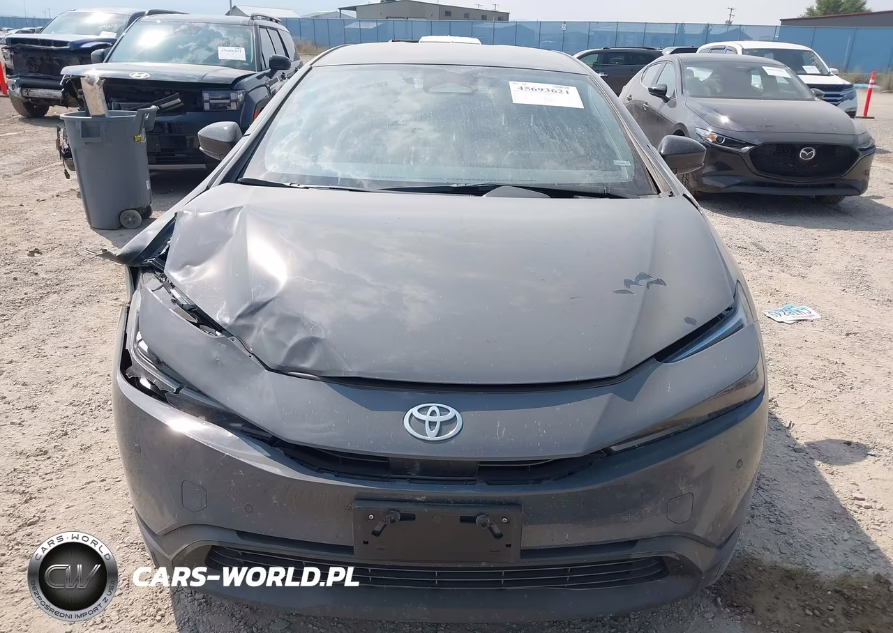 2026 Toyota Prius Le VIN:JTDACAAU5T3079249 - 13