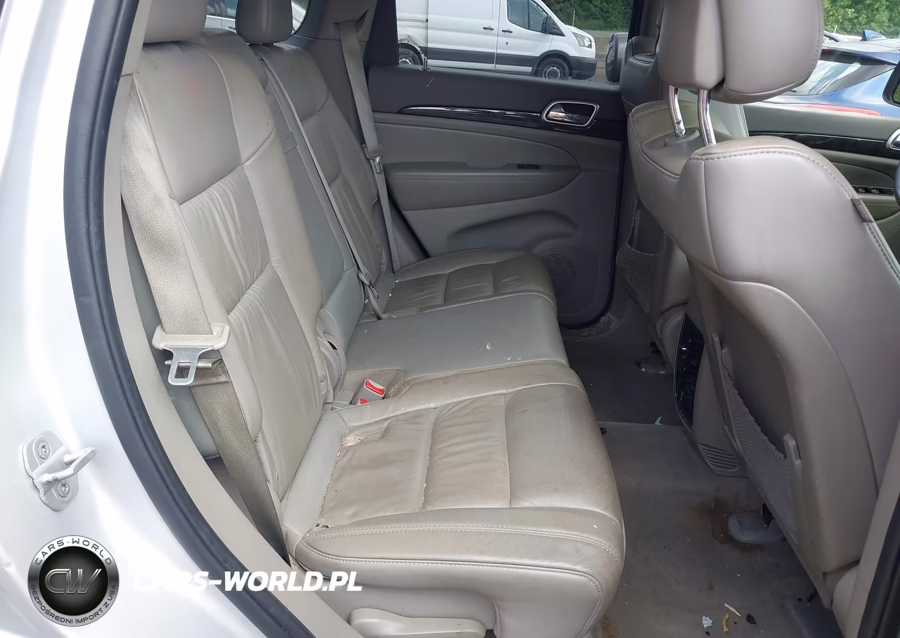 2011 Jeep Grand Cherokee Laredo VIN:1J4RR4GT0BC629581 - 8
