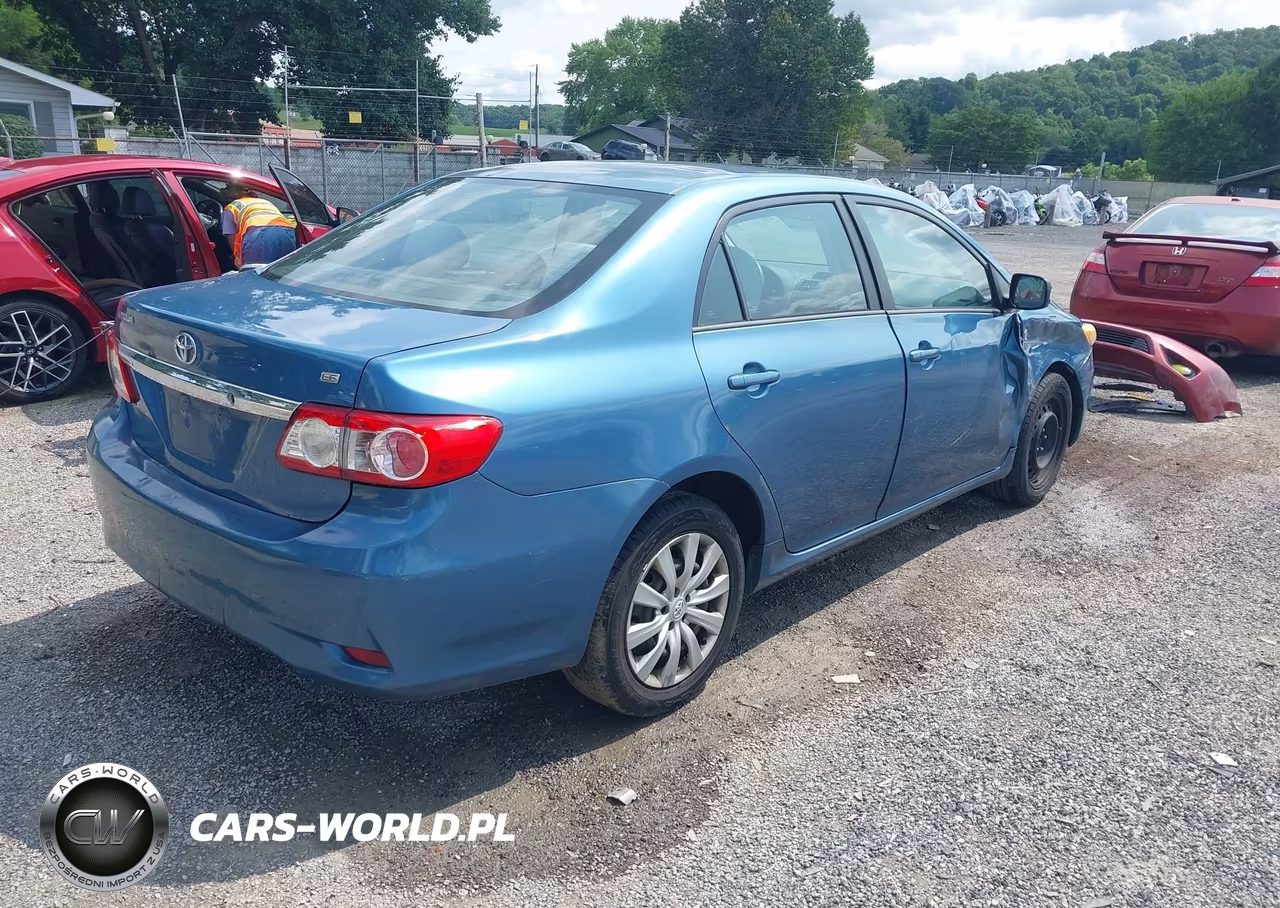 2012 Toyota Corolla Le VIN:5YFBU4EE5CP043347 - 4