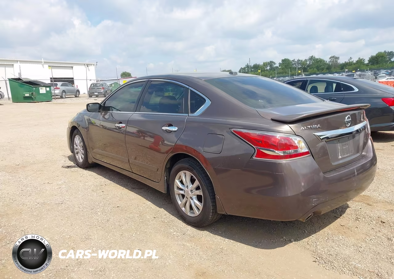 2015 Nissan Altima 2.5 S VIN:1N4AL3AP9FC102189 - 3