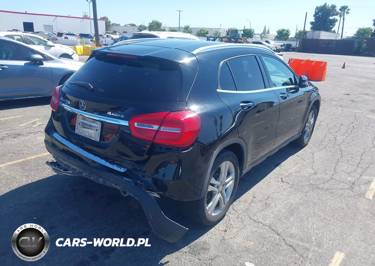 2017 Mercedes-Benz Gla 250 4Matic VIN:WDCTG4GB4HJ333003 - 4