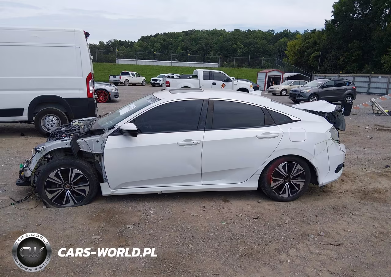 2018 Honda Civic Si VIN:2HGFC1E5XJH701199 - 13