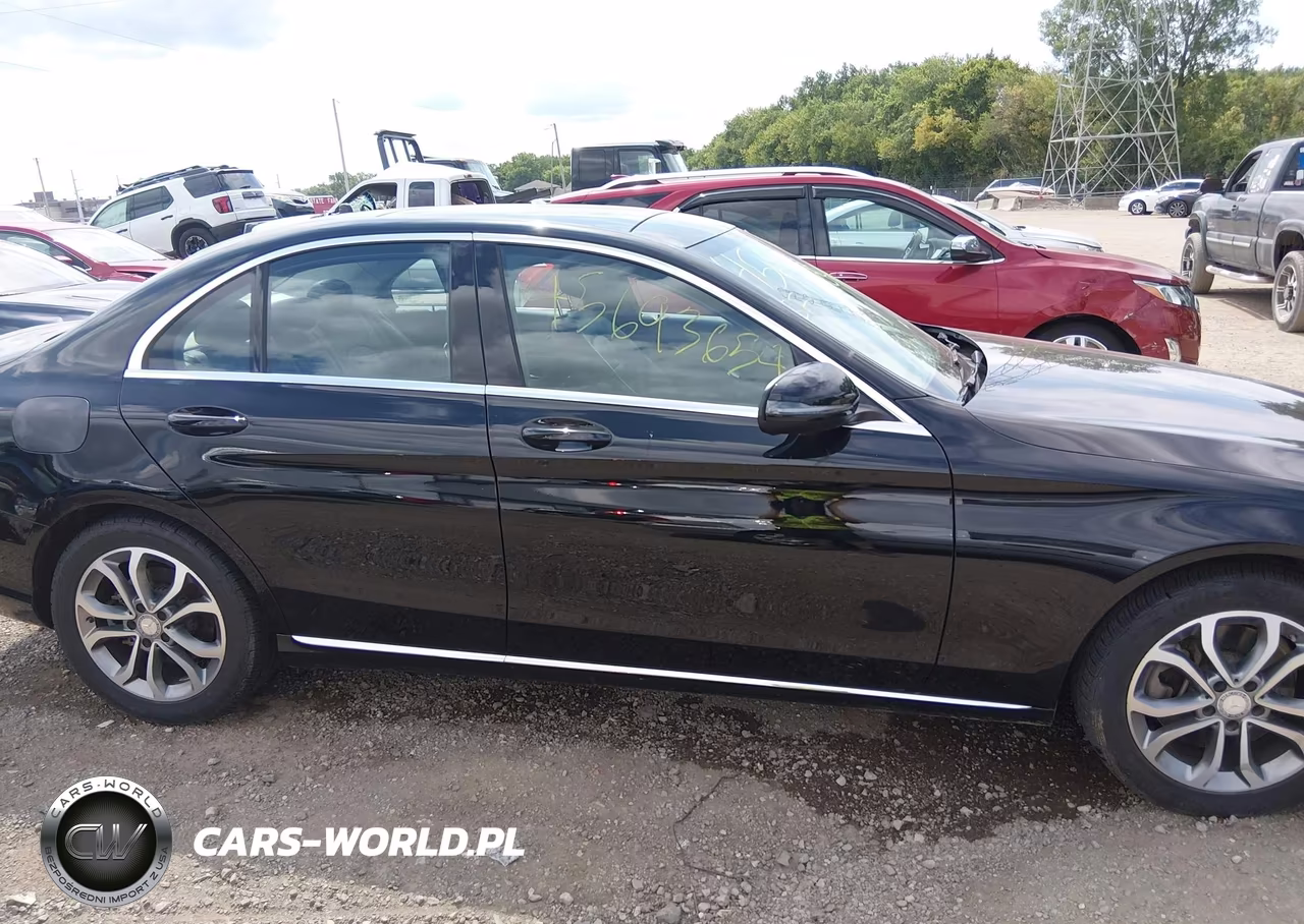 2016 Mercedes-Benz C 300 4Matic VIN:55SWF4KB2GU165654 - 13