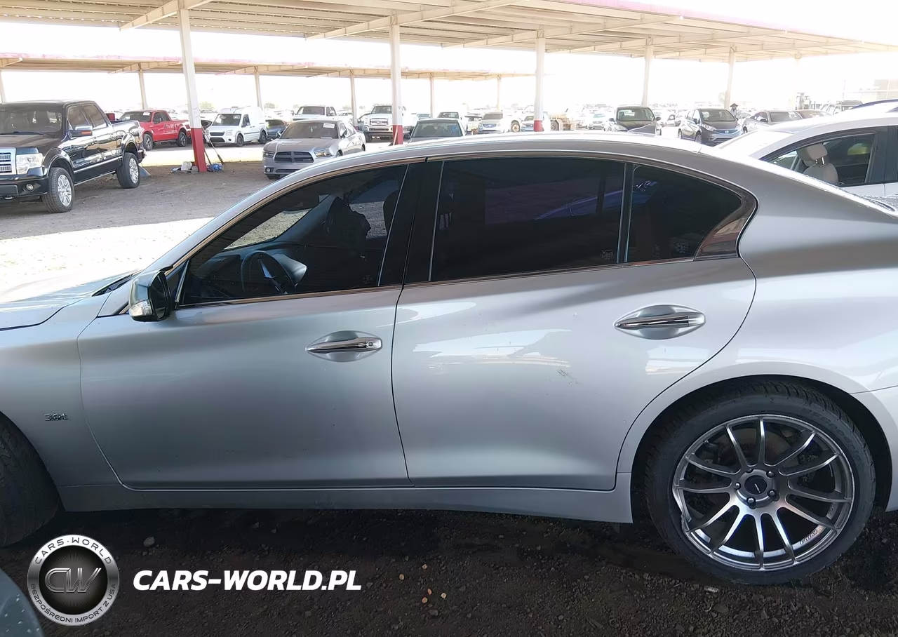 2019 Infiniti Q50 3.0T Luxe VIN:JN1EV7AR5KM557952 - 14