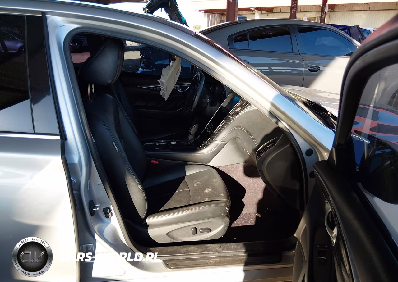 2019 Infiniti Q50 3.0T Luxe VIN:JN1EV7AR5KM557952 - 5