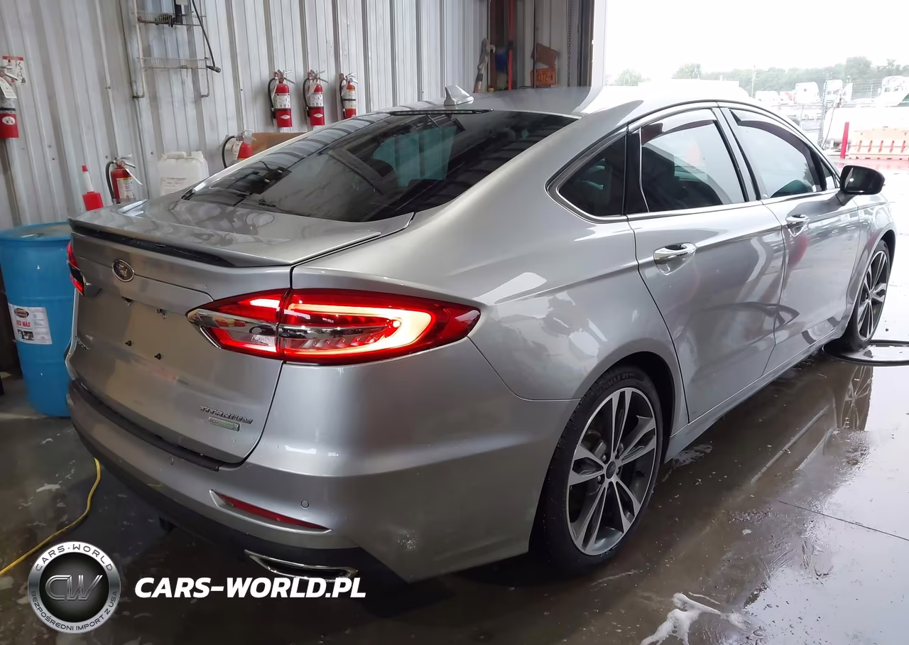 2020 Ford Fusion Titanium VIN:3FA6P0K94LR159759 - 4