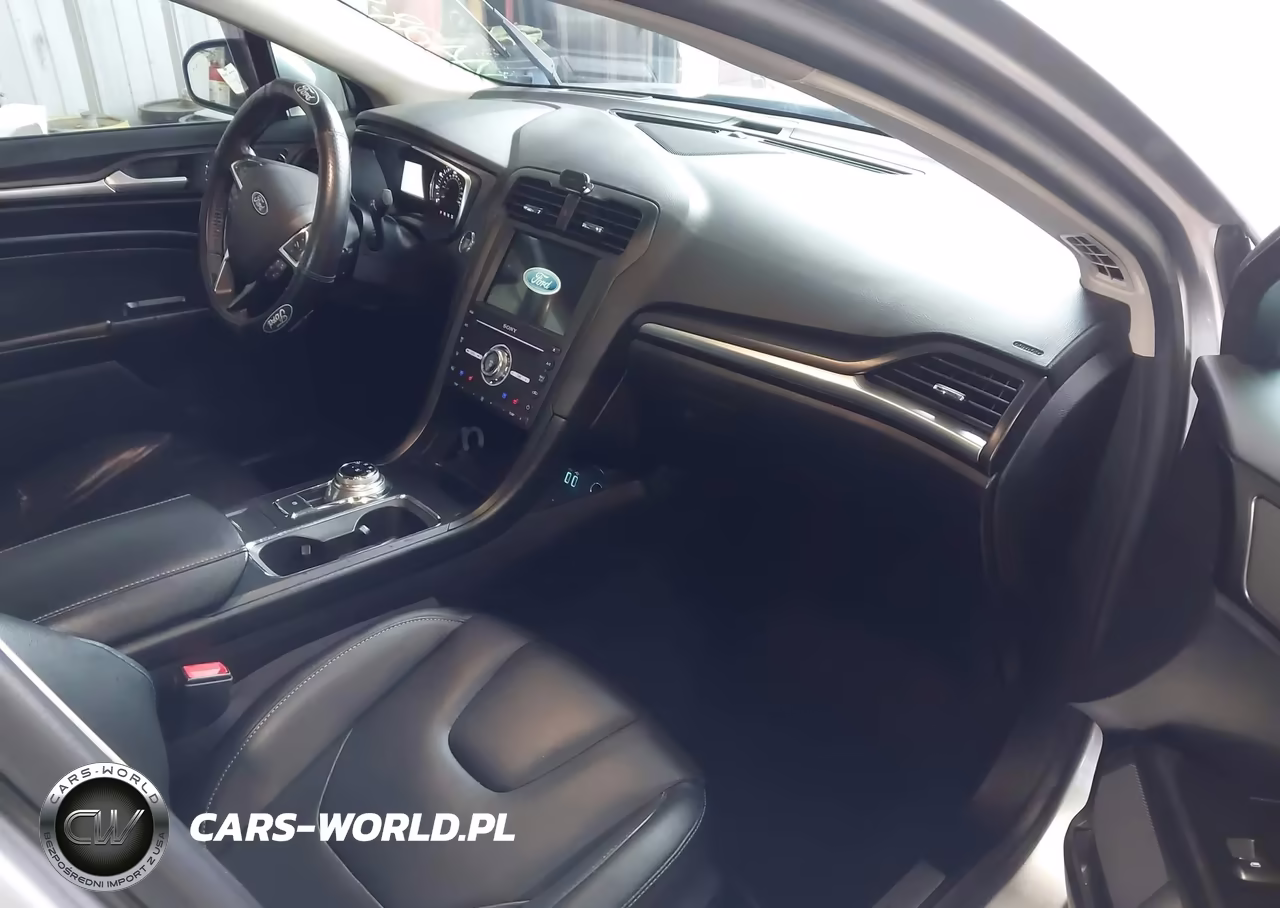 2020 Ford Fusion Titanium VIN:3FA6P0K94LR159759 - 5