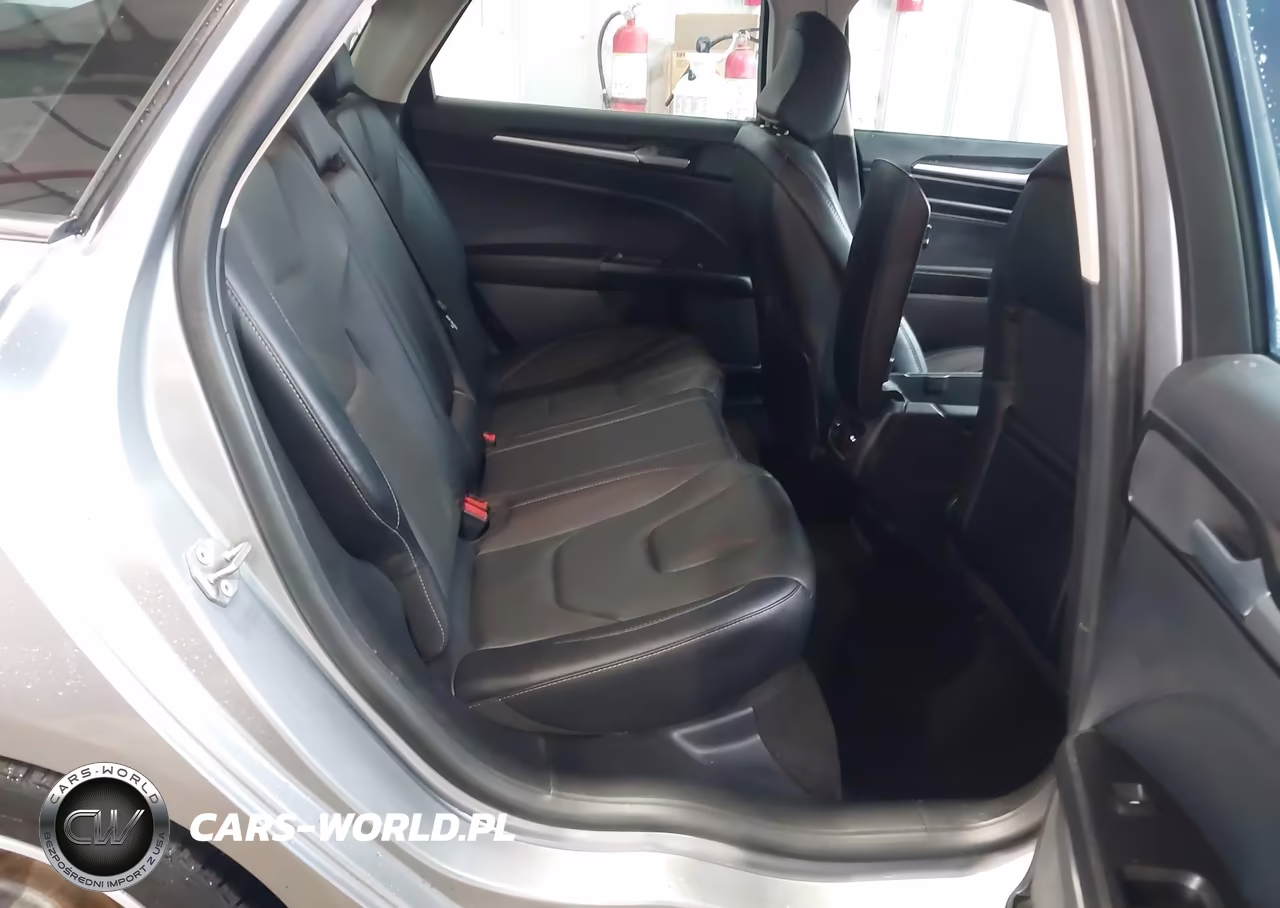 2020 Ford Fusion Titanium VIN:3FA6P0K94LR159759 - 8