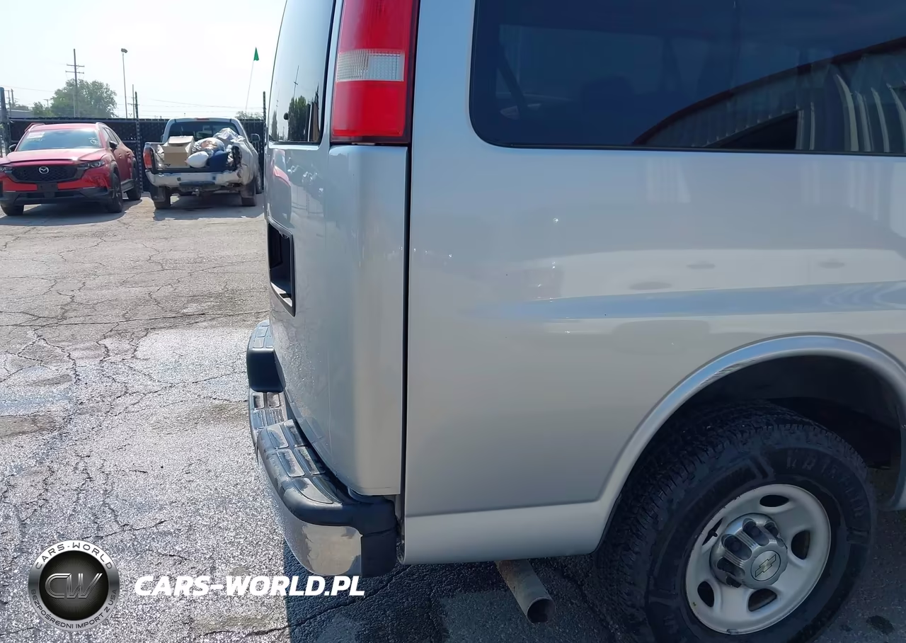 2016 Chevrolet Express 3500 Lt VIN:1GAZGPFF2G1273770 - 14