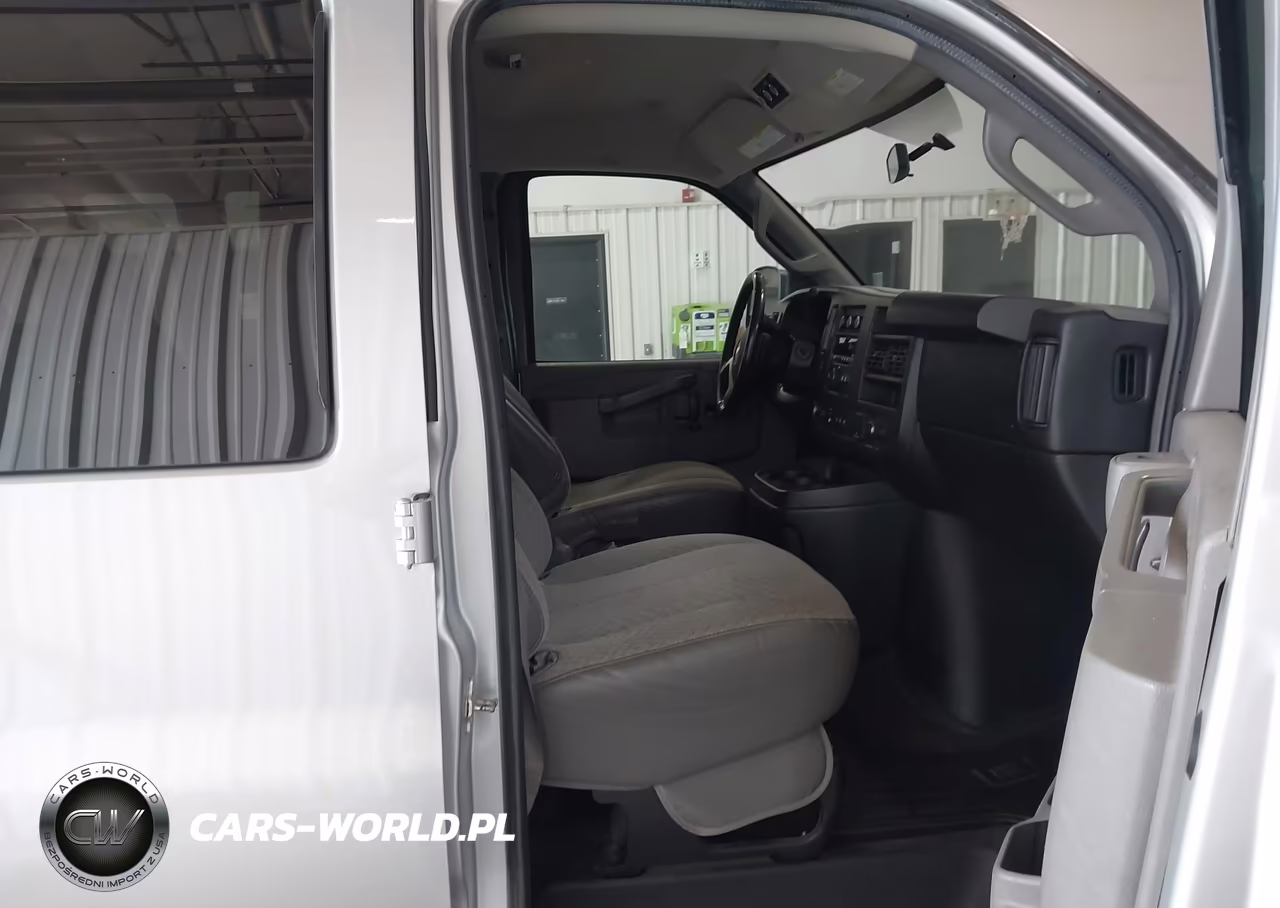 2016 Chevrolet Express 3500 Lt VIN:1GAZGPFF2G1273770 - 5