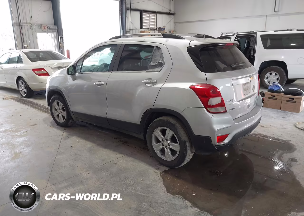 2019 Chevrolet Trax Lt VIN:KL7CJLSB7KB962035 - 3