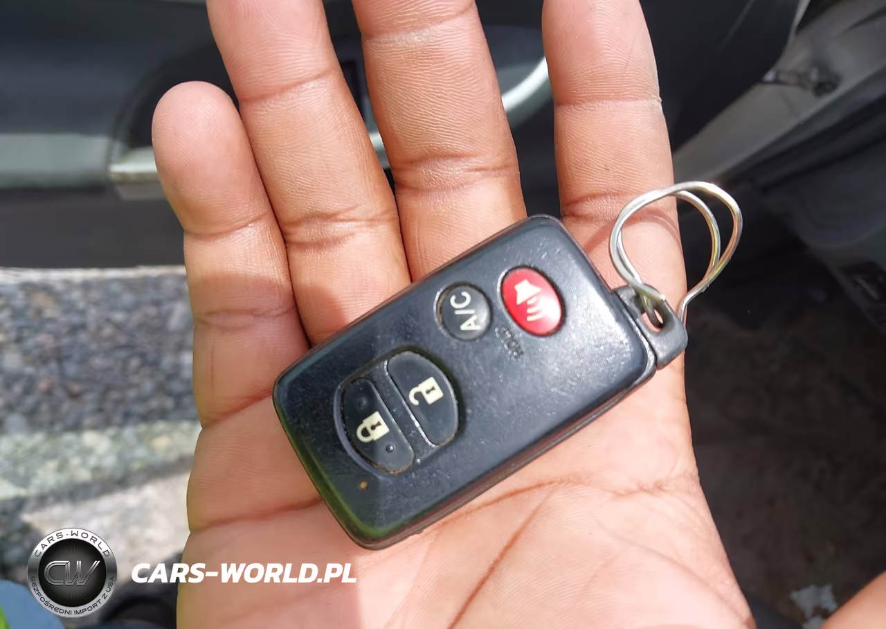 2010 Toyota Prius Iv VIN:JTDKN3DU8A0127055 - 11