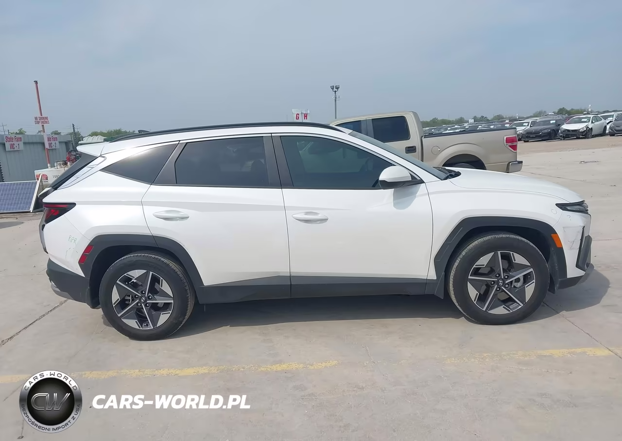 2025 Hyundai Tucson Sel VIN:3KMJB3DE1SE014115 - 13