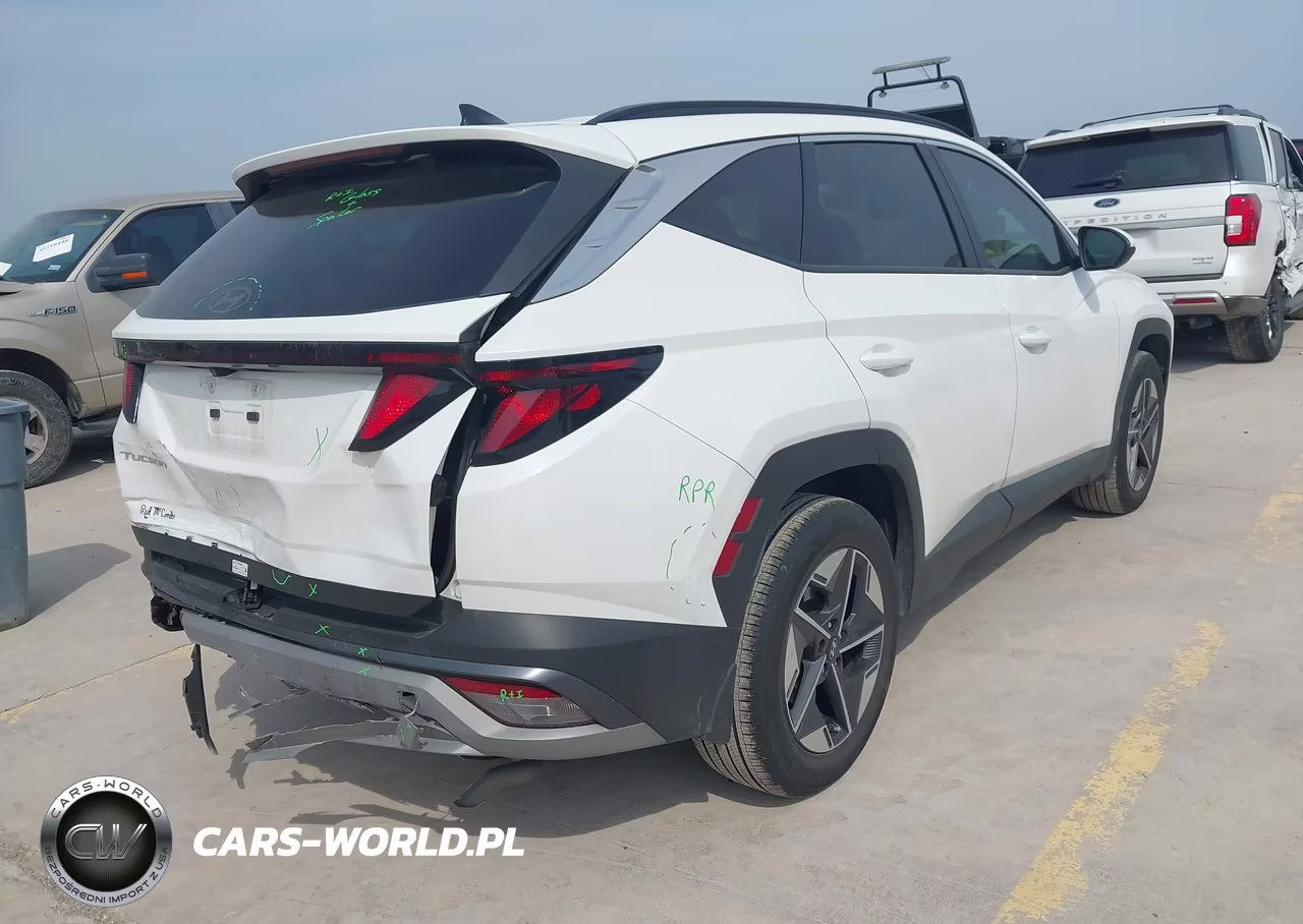 2025 Hyundai Tucson Sel VIN:3KMJB3DE1SE014115 - 4