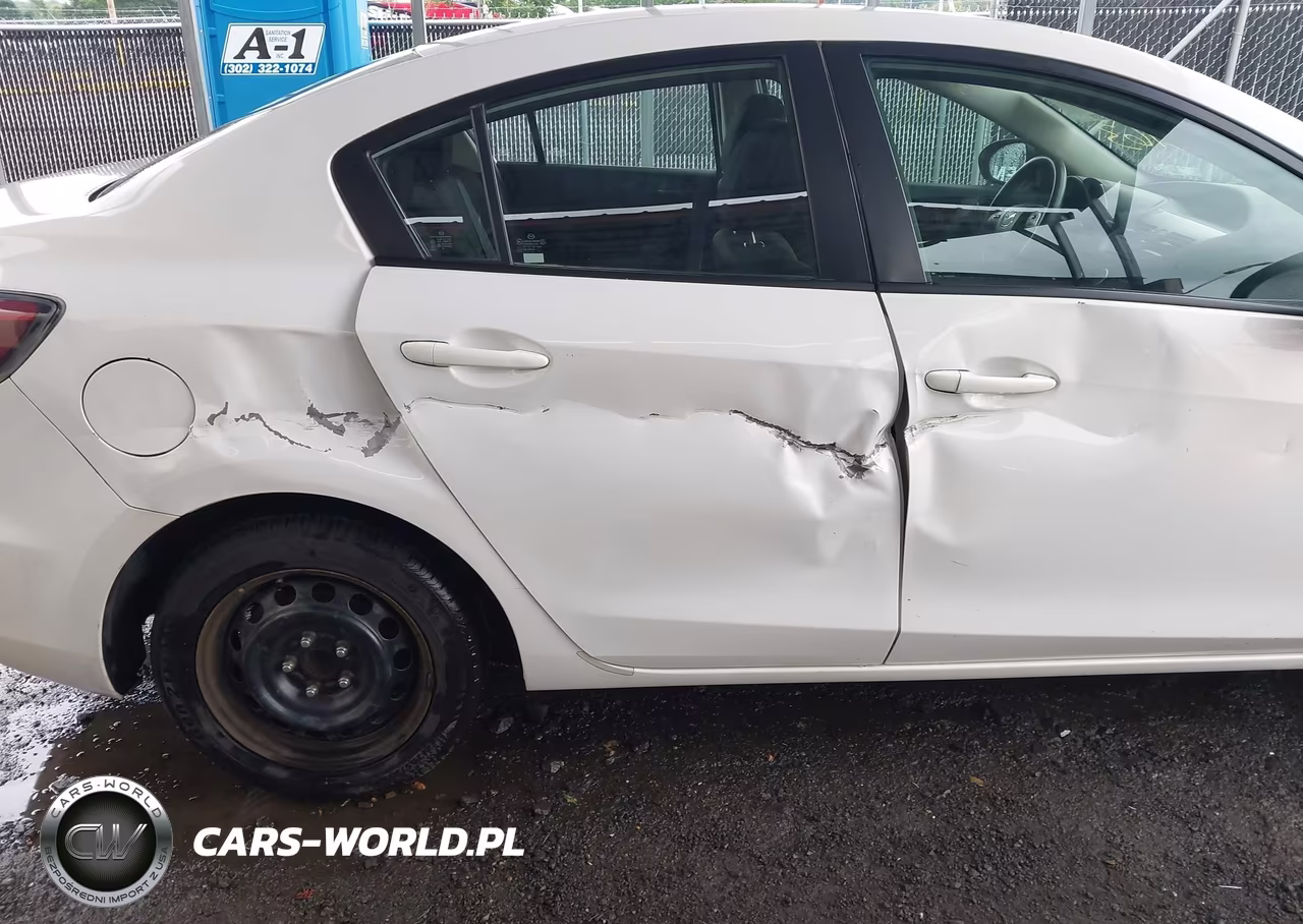 2013 Mazda Mazda3 I Sport VIN:JM1BL1UP5D1800614 - 16