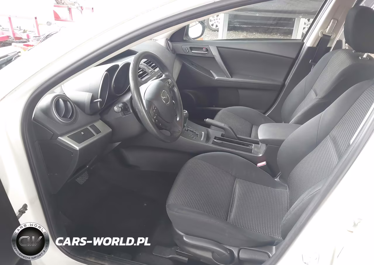 2013 Mazda Mazda3 I Sport VIN:JM1BL1UP5D1800614 - 5